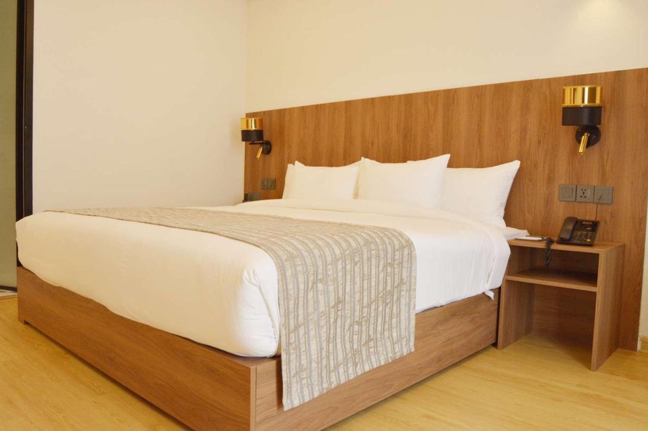 דקר Axil Hotel מראה חיצוני תמונה